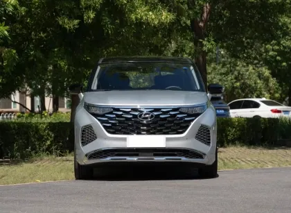 Hyundai Kustu Petrol Car 1.5T 170HP Gasoline MPV