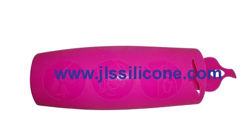 New Bottle Shaped Silicone Garlic Peeler Or Roller 