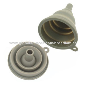 Silicone folding funnel