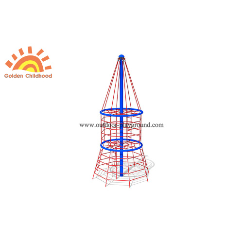 Parque infantil al aire libre con torre