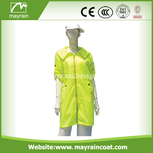 190 T Polyester Women Raincoat