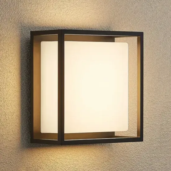 Popular Design Warm Light Solar Lighting for Outdoor Decor