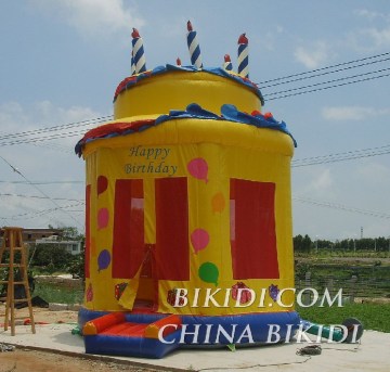 Inflatable Bouncer Birthday Cake (B1024)