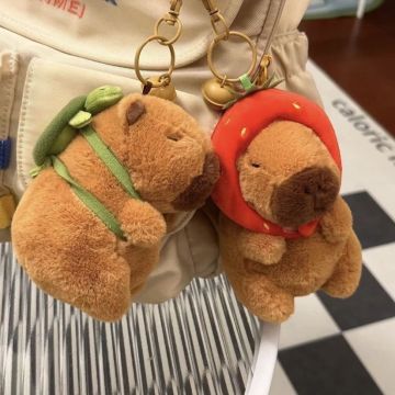 Capybara Anti-Lost Keychain and Pendant: Internet Celebrity Design, Cute Bag Decor