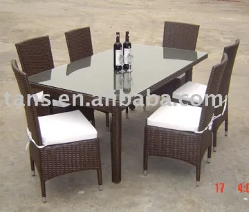 PE Rattan Dining Table and chair