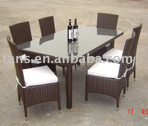 PE Rattan Dining Table and chair