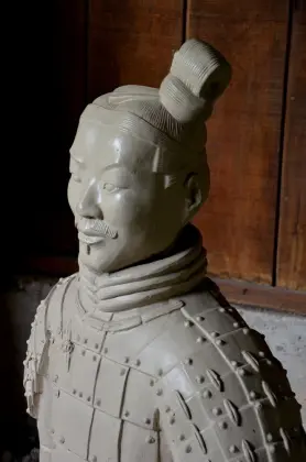 Cheap outdoor life size chinese terracotta xian warrior garden statue