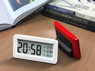 Simple and fashionable alarm clock