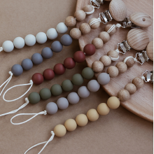 Natural Beech Wood Silicone Pacifier Chains Pacifier Clips