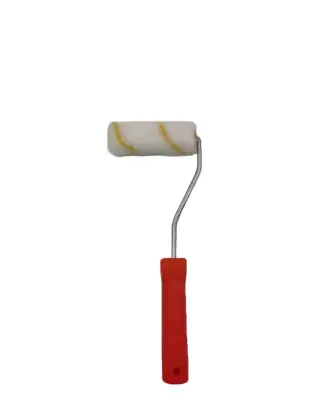 Paint roller set with paint tray