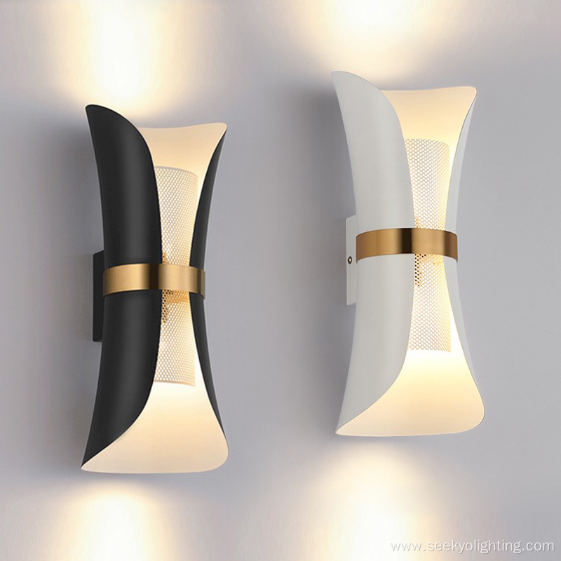 Indoor Metal Hotel Bedside Wall Mounted Lamp