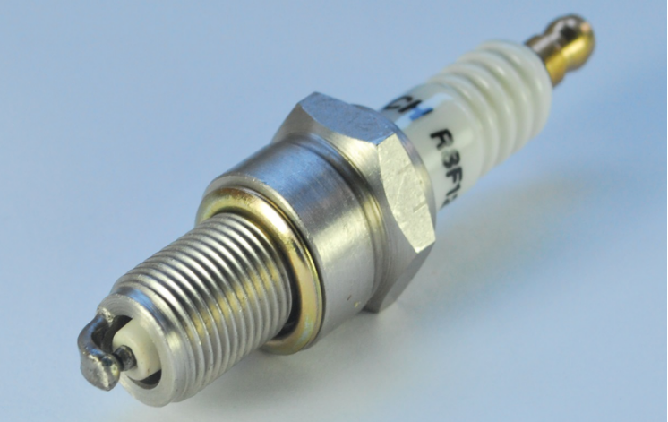 champion spark plug 439