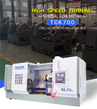 TCK700 SLANT BED CNC Tornio con torretta a dodici stazioni