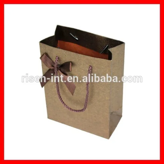 Hot sale and fashion promotional paper bags