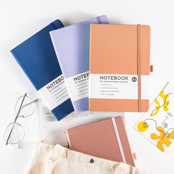 Giải phóng The Romance: A5 A5 Soft Board Diaries &amp; Bút