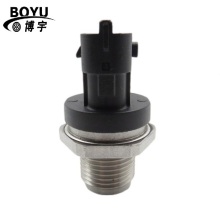 Sensor de presión de riel UEL para Mercedes Benz Renault Volkswagen 0281002907