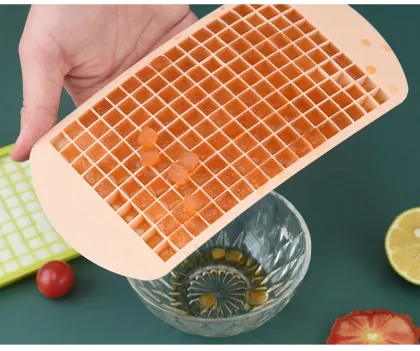 Custom Novel Silicone Ice Cube Mold - Sustainable Ice Cream Maker for Chilled Drinks and Whiskey Cocktails