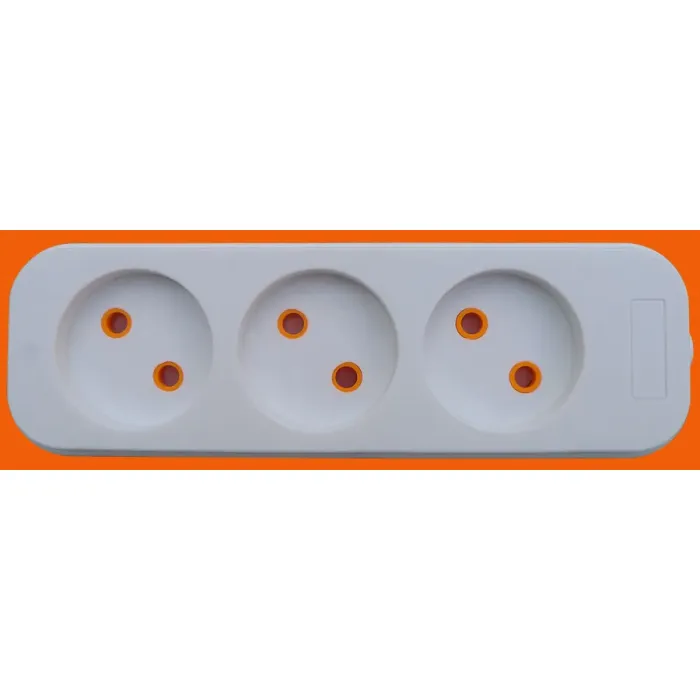 Soket Multi Triple Putih 16A Baru