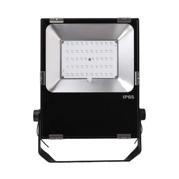 Feux d'inondation noirs et lumières marines fournies en usine - 10 W à 500W, 24V