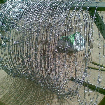Galvanized or PVC coated Single twist barbed wire