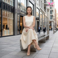 Elegante gonna longuette fluida in jacquard beige