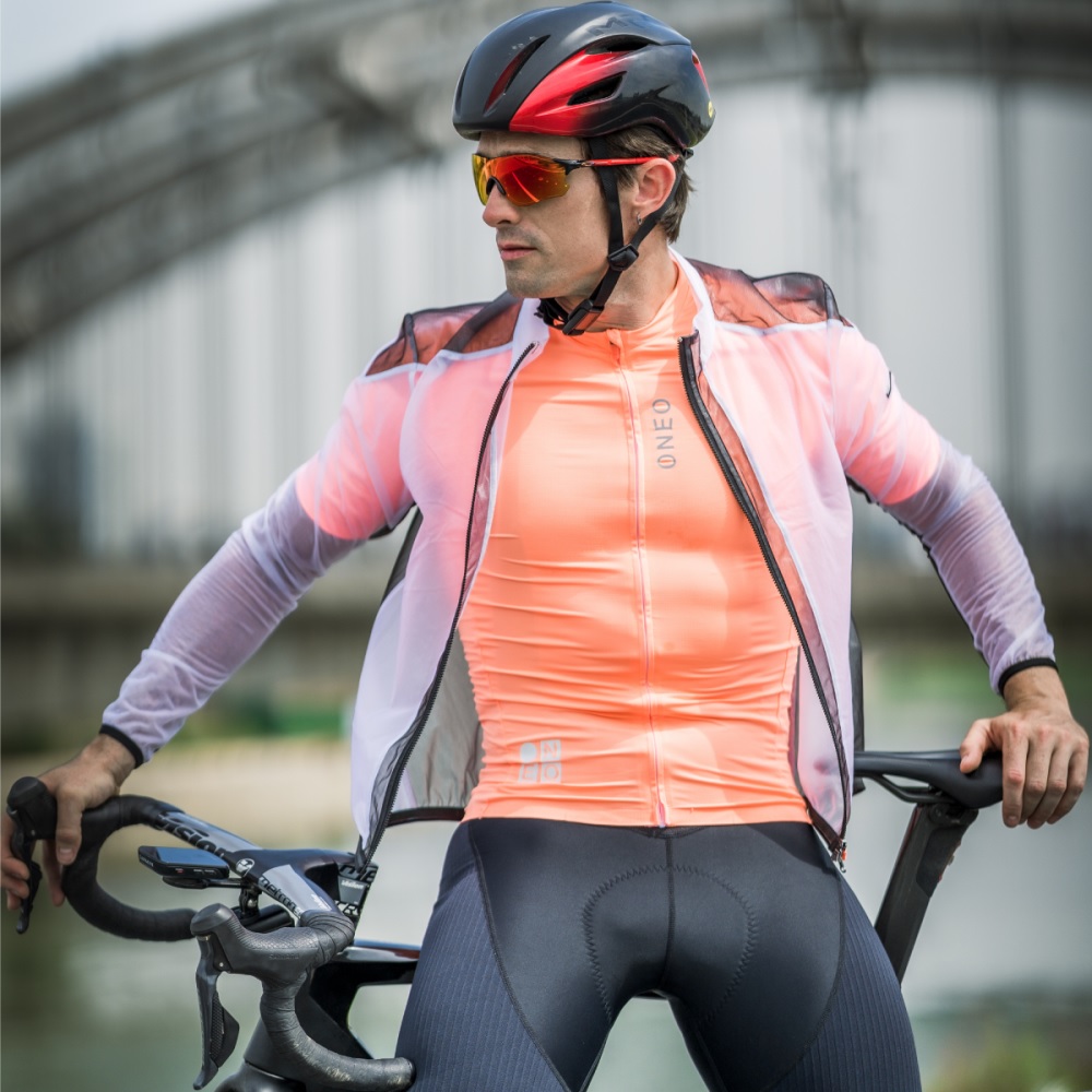 Waterproof and windproof cycling clearance jacket