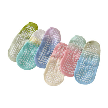 Women's New Gradient Color Non-Slip Yoga Socks for Dancing and Fitness