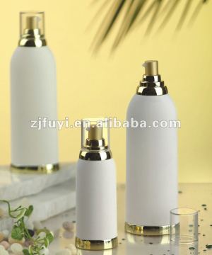 Acrylic lotion bottle with spray pump