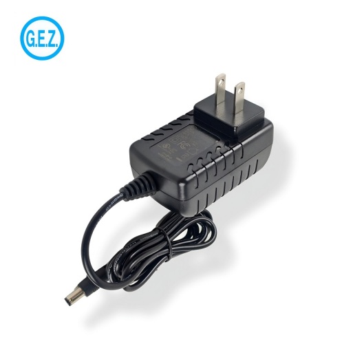 Adapter cumhachd àbhaisteach 13.5V 2A na SA