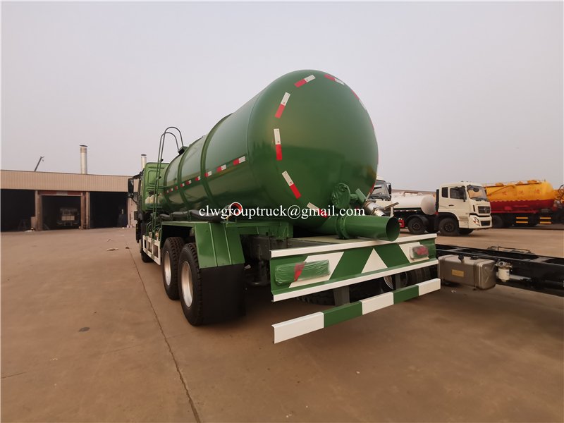 Oil Tank Truck 9