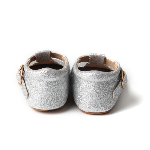 Нови модни евтини бебешки обувки с мека подметка