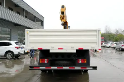 Brand New SINO HOWO 5Tons Telescopic Crane Truck