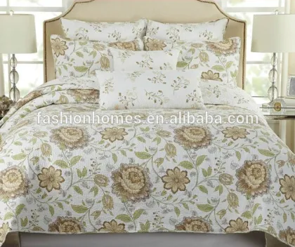 Home textile printed home quilt/wholesale sunflower quilt