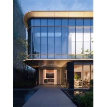 Horizontal Exposed Semi-Hidden Frame Curtain Wall Solution