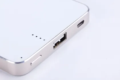 Remax Multifunction Power Bank Wireless Charger