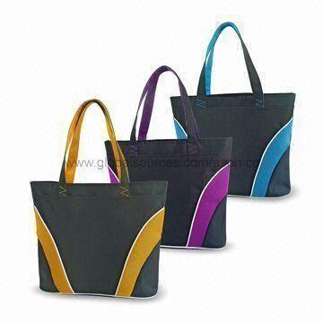600D Promotional Messenger Bags with Sandwich Mesh, Measures 42 x 8 x 33cm