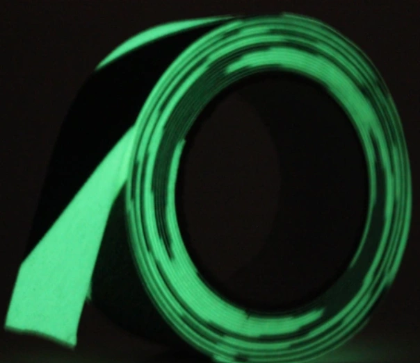 VisibleGrip Glow in the Dark non-slip tape - Axis anti-slip technologies