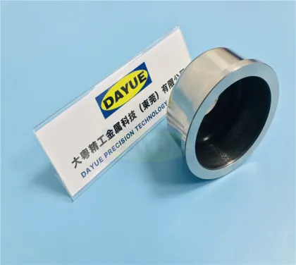 Customized knife-edge parts for medical treatment