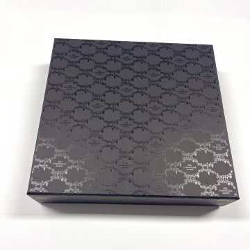 Luxury Matt Black Glossy UV Spot Custom Logo Magnetic Lid Folding Gift Box