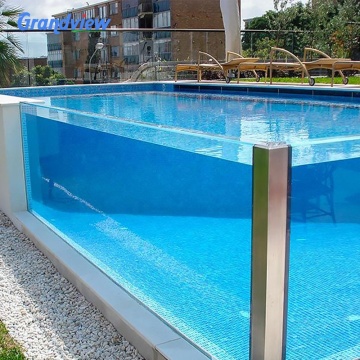 Clear acrylic glass for swimming pools