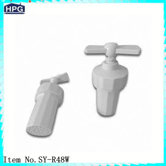 Easy Clean Plastic Garlic Press