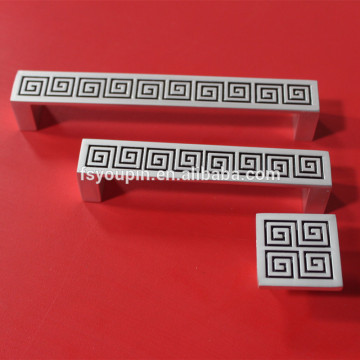 Rectangular Zinc Alloy T Bar Handle and Kitchen Cabinet Pulls Handle and pulls