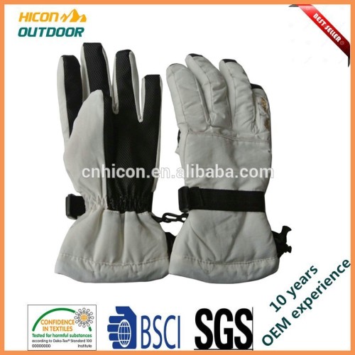 White ski gloves for ladies