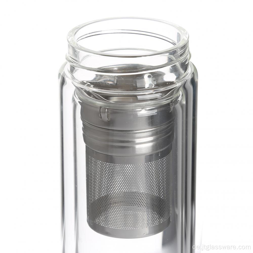 Doppelwandige Glasflasche mit Teebecher