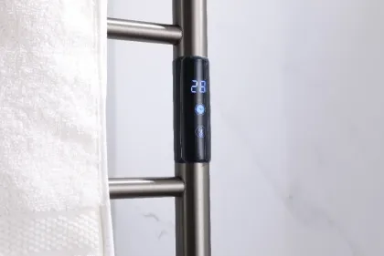 Intelligent Towel Heater and Shelves for Luxury Hotel Bathrooms