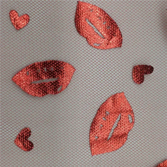 Square tulle with foil red lip and heart