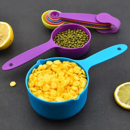Plastic Measuring Cups for Dry and Liquid Ingredients - Cooking and Baking