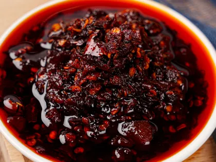 Carefully selected chili peppers pure and fragrant