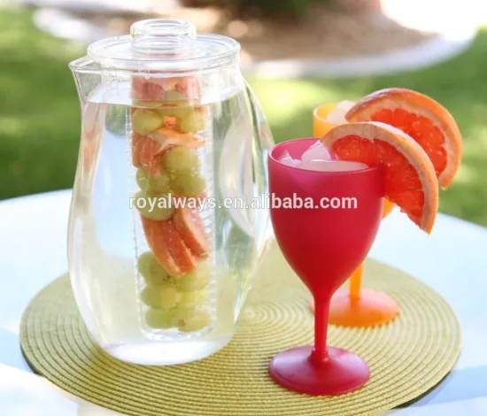big capacity 2 Liter Fruit Infusion Beverage Pitcher