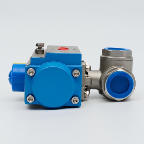 Pneumatic three-way ball valve